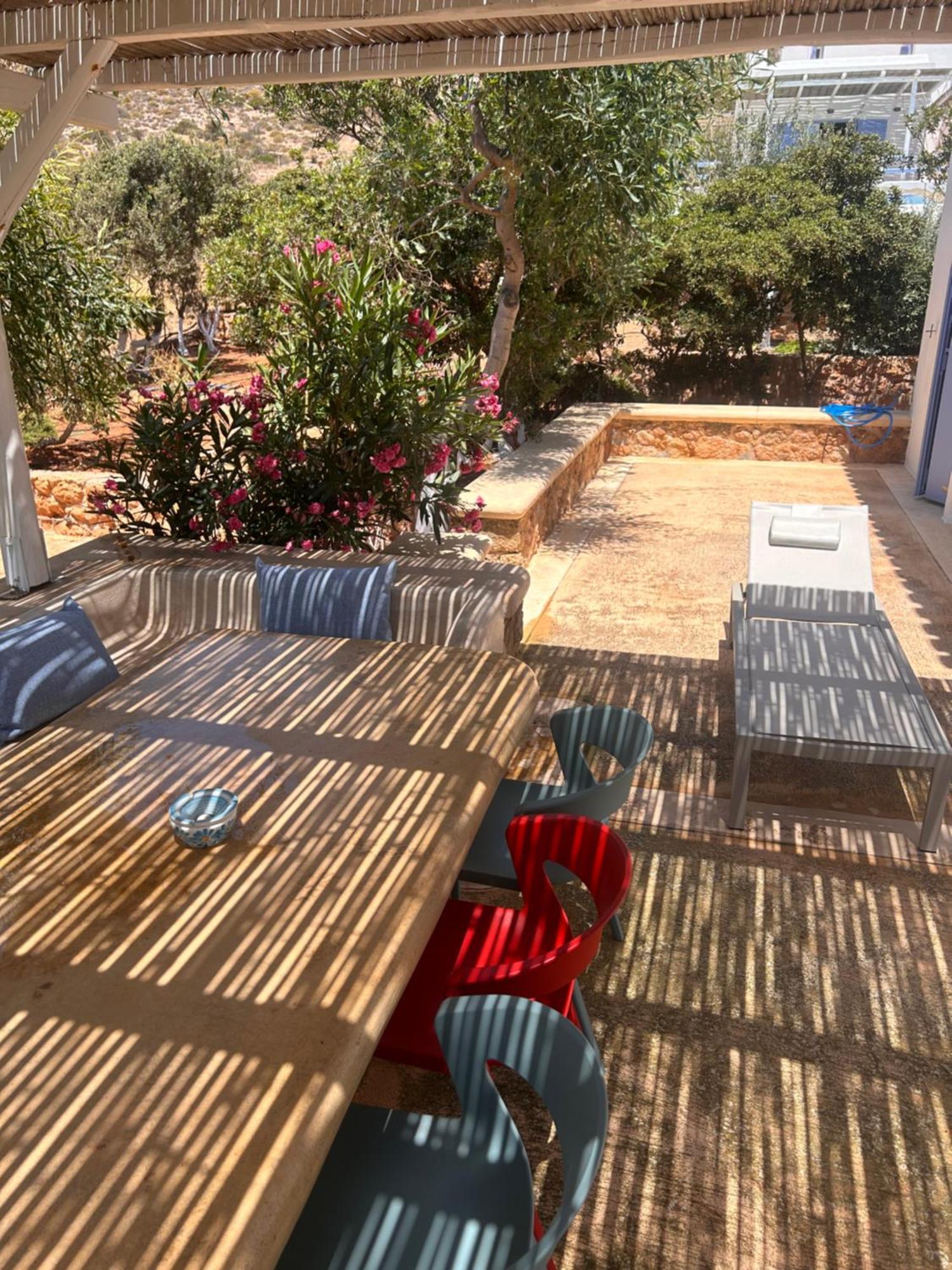 אלפוניסוס Simos Suites מראה חיצוני תמונה